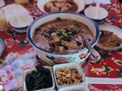 -闯关东东北农家菜(崂山石老人店)