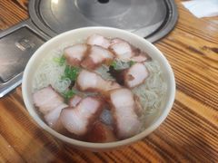叉烧汤米粉-禄源公·老莞诚饭店