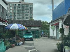-平吉花卉市场