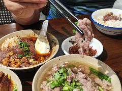-谢老五跷脚牛肉·非遗传承店