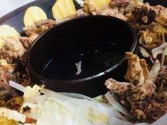-粘豆包柴火铁锅炖