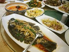 清蒸鸦片鱼-紫丁香饭店-中餐厅