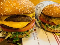 -The Habit Burger Grill 哈比特汉堡(复兴soho店)