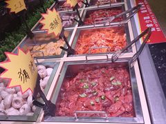 -釜御山海鲜烤肉火锅自助(新城市中心店)