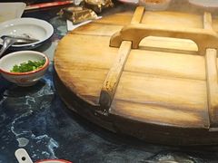 -鱼窝棚柴火铁锅炖(富山屯店)