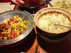 -魏铭鱼头捞饭(晋阳路店)