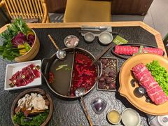-三出山火锅(南京万象天地店)