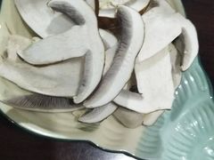 -菌之家·专业纯野生菌火锅·特色炒菌