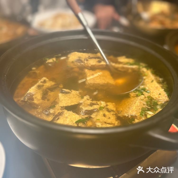 公园旁最硬核土菜绝对天花板