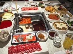 -海底捞火锅(凤凰广场店)