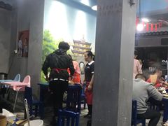 -马路边边·成都串串(翠柏路店)