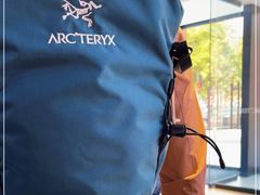 -ARC'TERYX始祖鸟(北京王府中环店)
