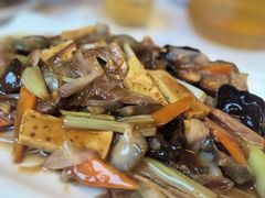 -宾朋海鲜饭庄(兴海路店)