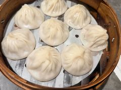 -莱莱小笼·乔艾