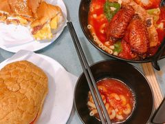 番茄浓汤鸡翅猪扒通粉-华嫂冰室(尖沙咀店)