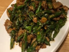 -兔行天下-鸿鹤鲜锅兔(中海国际店)