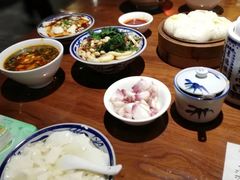 -艳阳天民俗村(公园路店)