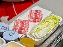 -海底捞火锅鲜切牛肉主题店(长寿路店)