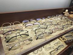 -肆兮眼镜·蔡司·徕卡战略合作店(大坪店)