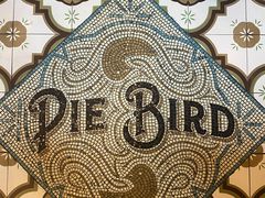 -Pie Bird(新闸路店)