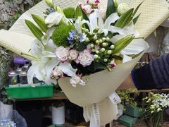 -亭亭鲜花店(中山北路店)