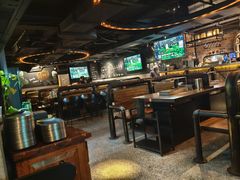 -麦凯伦烧烤·精酿超级工厂店(金桥总店)