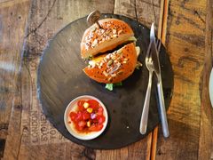 -HIGH FIVE哈福手工汉堡(桂林路店)