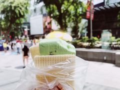 -詹爷爷乌节路街头冰淇淋