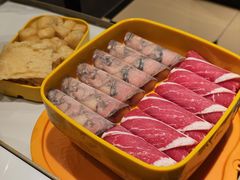 肥牛拼乌鸡卷-润园四季椰子鸡火锅(卓越INTOWN店)