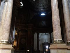 -皮拉尔圣母圣殿主教座堂