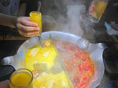 -湊湊火锅·茶憩(南京东路悦荟店)