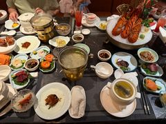 -半岛翡丽海鲜自助餐厅(观风亭店)