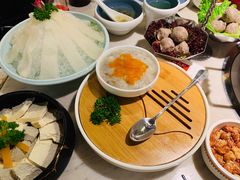 -左庭右院鲜牛肉火锅(浦江欢乐颂店)