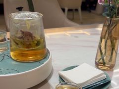 -荷花亭·湖北融合菜(中商广场店)
