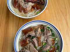 -香辉食馆(新兴路店)