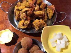 -BHC炸鸡(明洞总店)