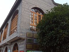 -楠柏弯休闲山庄(梨花溪店)