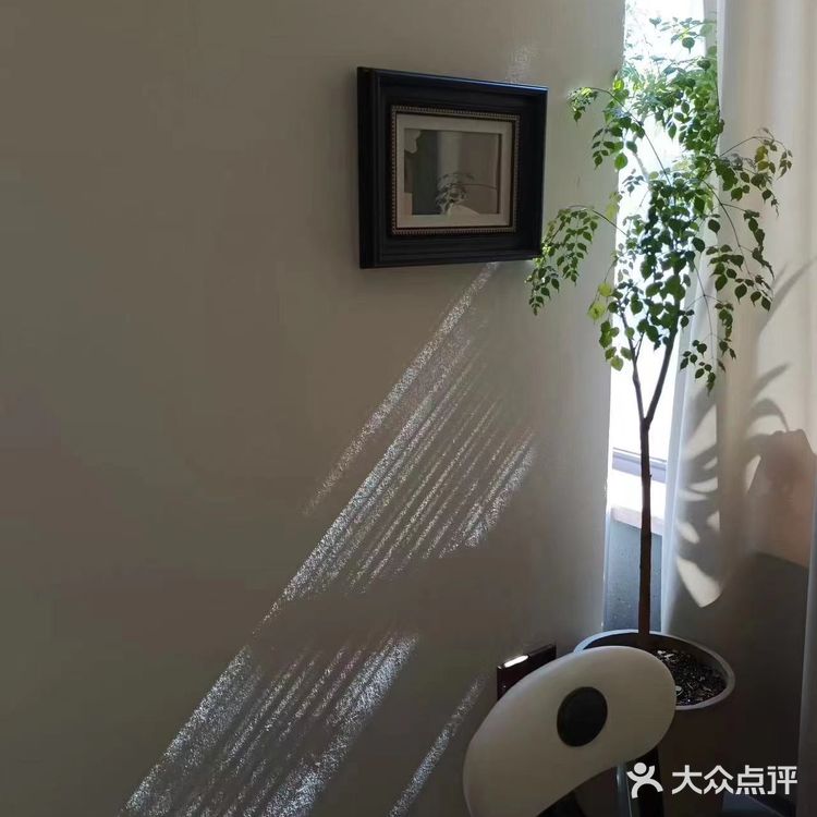 二十集无界餐厅是一家让人流连忘返的美食天地。