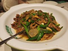 绿草地辣椒炒肉-绿草地·湘菜(7mall店)
