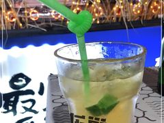 -龙巢盱眙龙虾·鸡煲·烧烤宵夜(坪洲店)