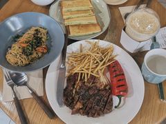 -HELLO 27 意面·沙拉·帕尼尼