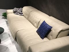 -罗奇堡家具(淮海西路店)