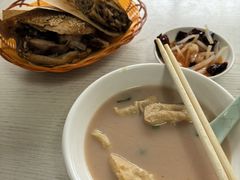 -洪峰浩老北京烧饼夹肉(角门路店)