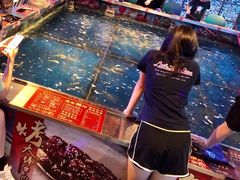 -钳真多钓虾馆·小龙虾海鲜烧烤(九六广场店)