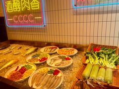 -黄弟大排档·湖南菜·小龙虾·小海鲜(凯旋北路店)