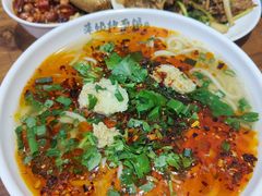 -萍姨抻面馆·鸡架冒菜(清湖店)