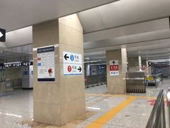 -铁西广场(地铁站)