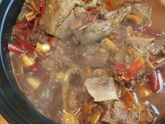 -隔壁老王·家常云南菜(花巷店)