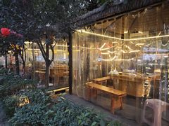 -二荆条·蜀鲜汇城市森林火锅