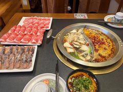 -沸炉重庆老火锅(军事博物馆店)